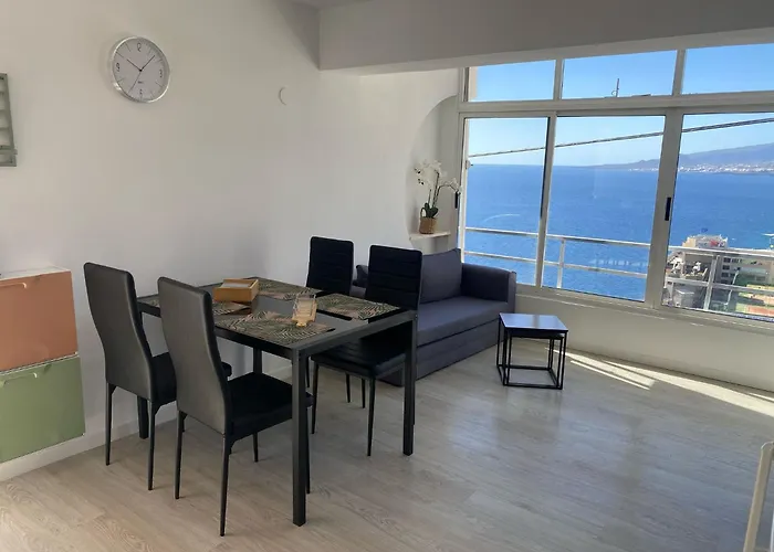 Ocean View Apartment *